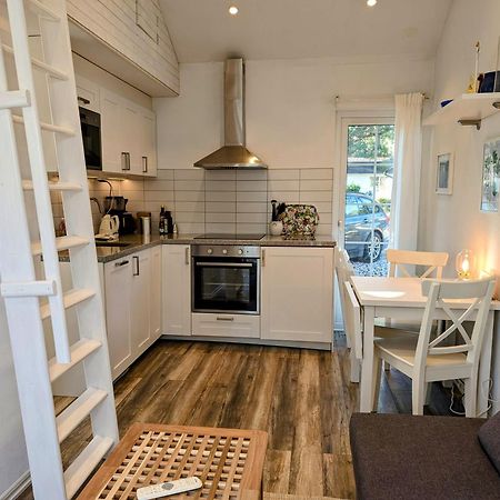 Tiny House 200 M From Kaempinge Beach Höllviken 外观 照片